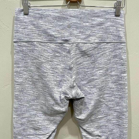 Lululemon Wunder Under Grey 7/8 Tight Leggings - Size: 12 - Picture 10 of 10